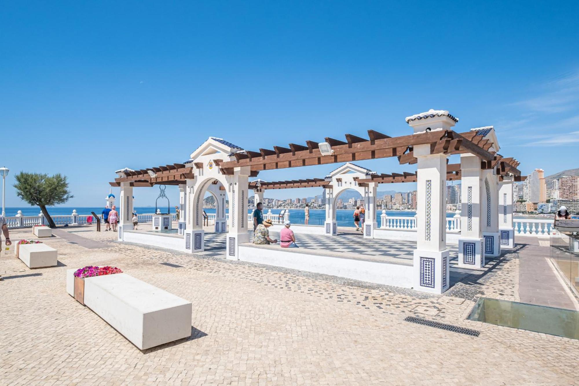 Apartamentos El Castell Benidorm Old-Town Eksteriør bilde