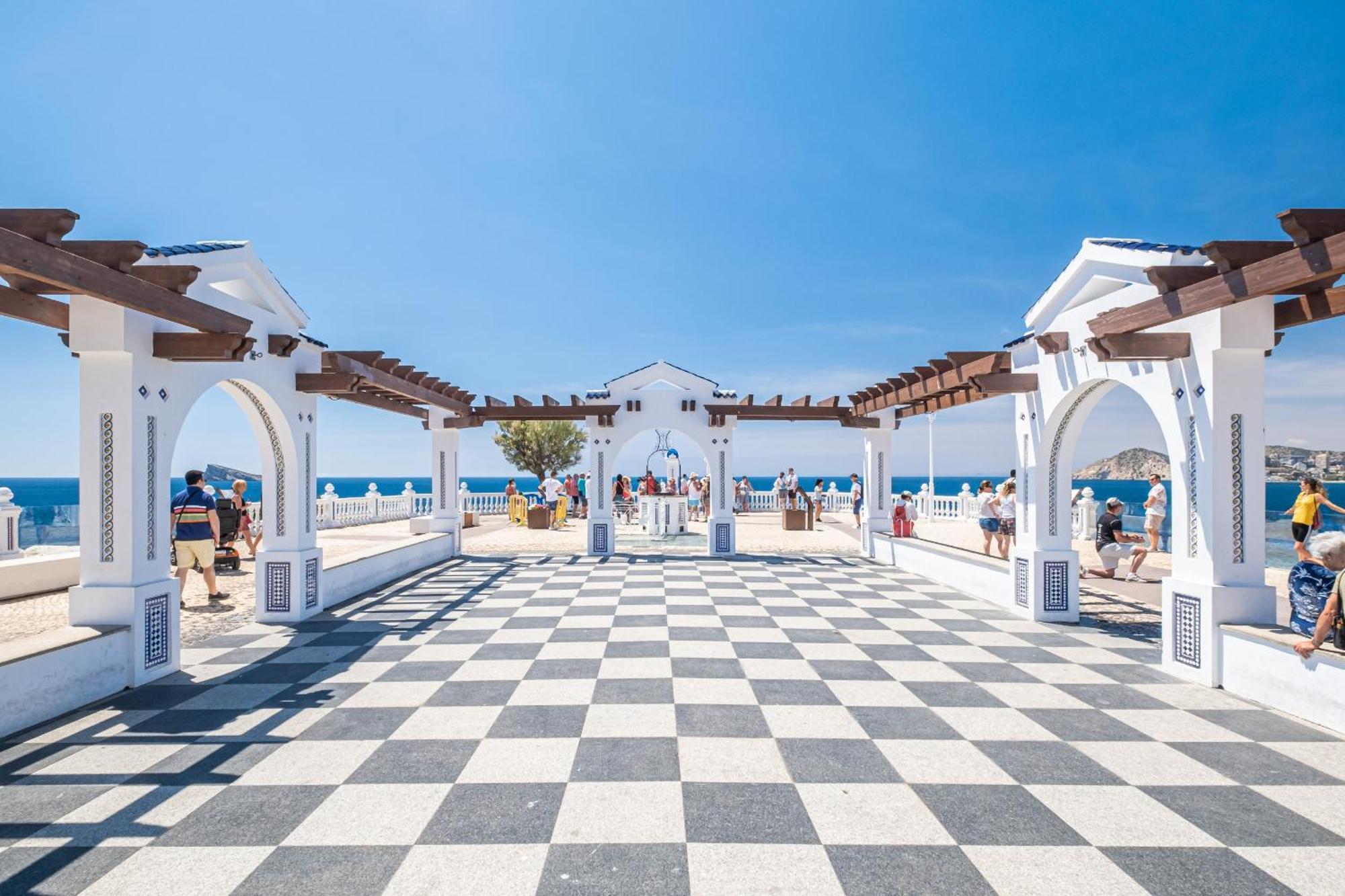 Apartamentos El Castell Benidorm Old-Town Eksteriør bilde